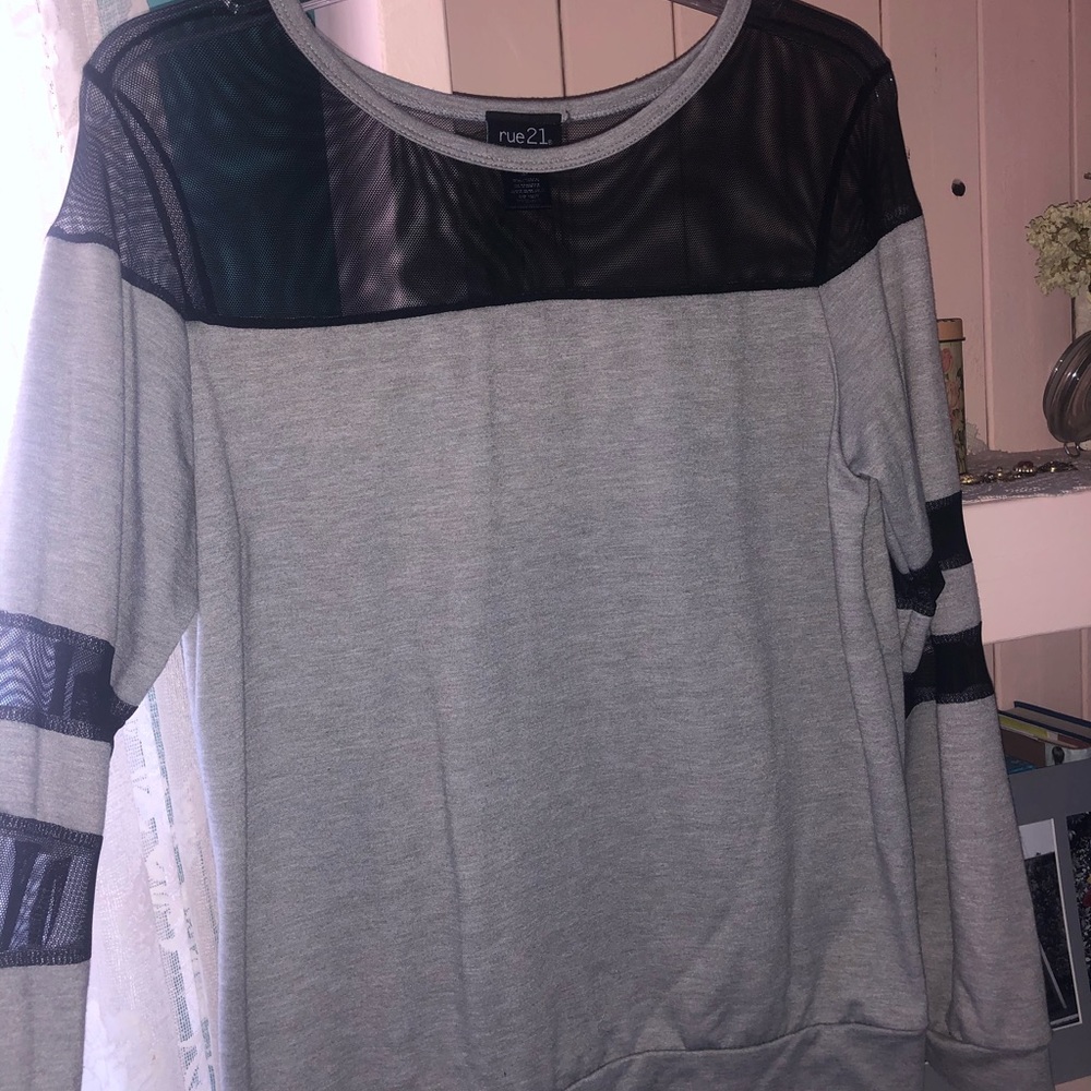 Edgy long sleeve. Rue 21